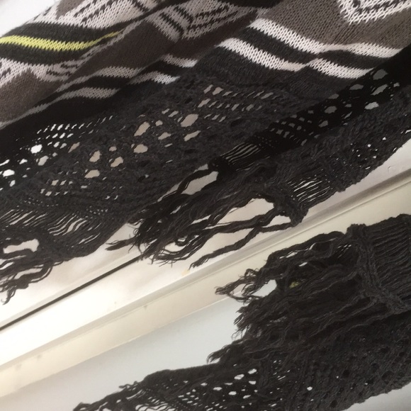 Billabong poncho - Picture 3 of 4